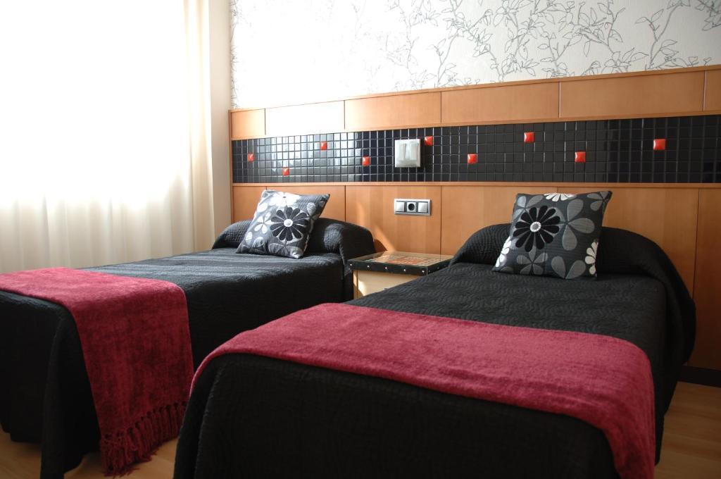 Hostal De Cuenca Куэнка Экстерьер фото